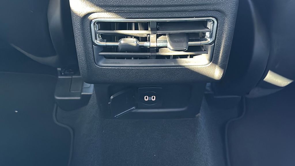 Used 2025 Lincoln Corsair FWD image 22