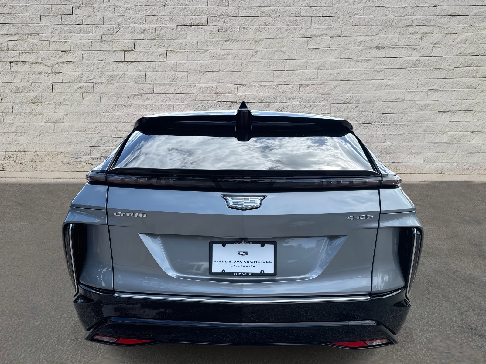 New 2026 Cadillac Lyriq Luxury image 9