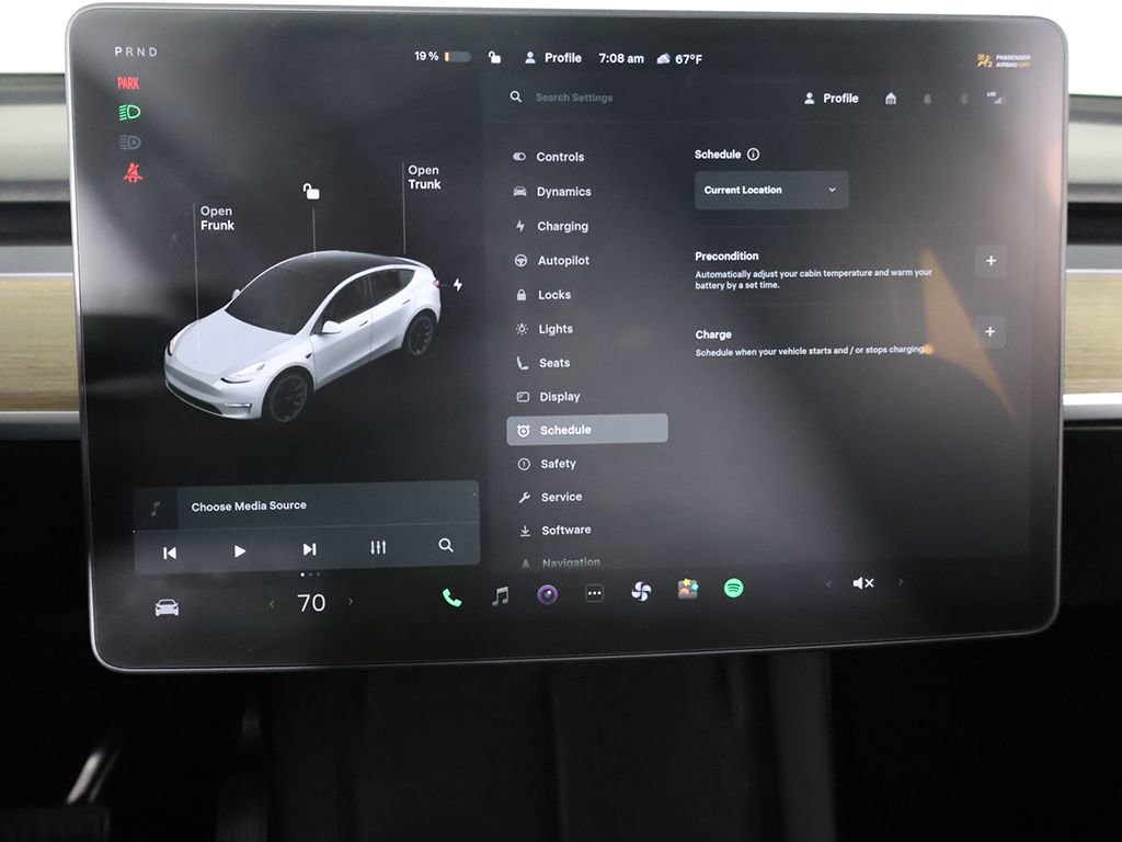 Used 2021 Tesla Model Y Long Range image 50