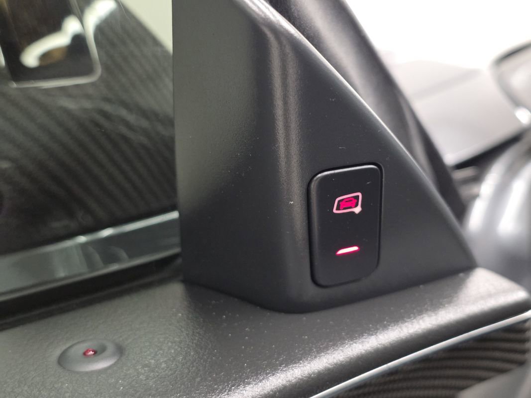 Used 2018 Audi RS 7 Performance w/ Driver Assistance Package image 30