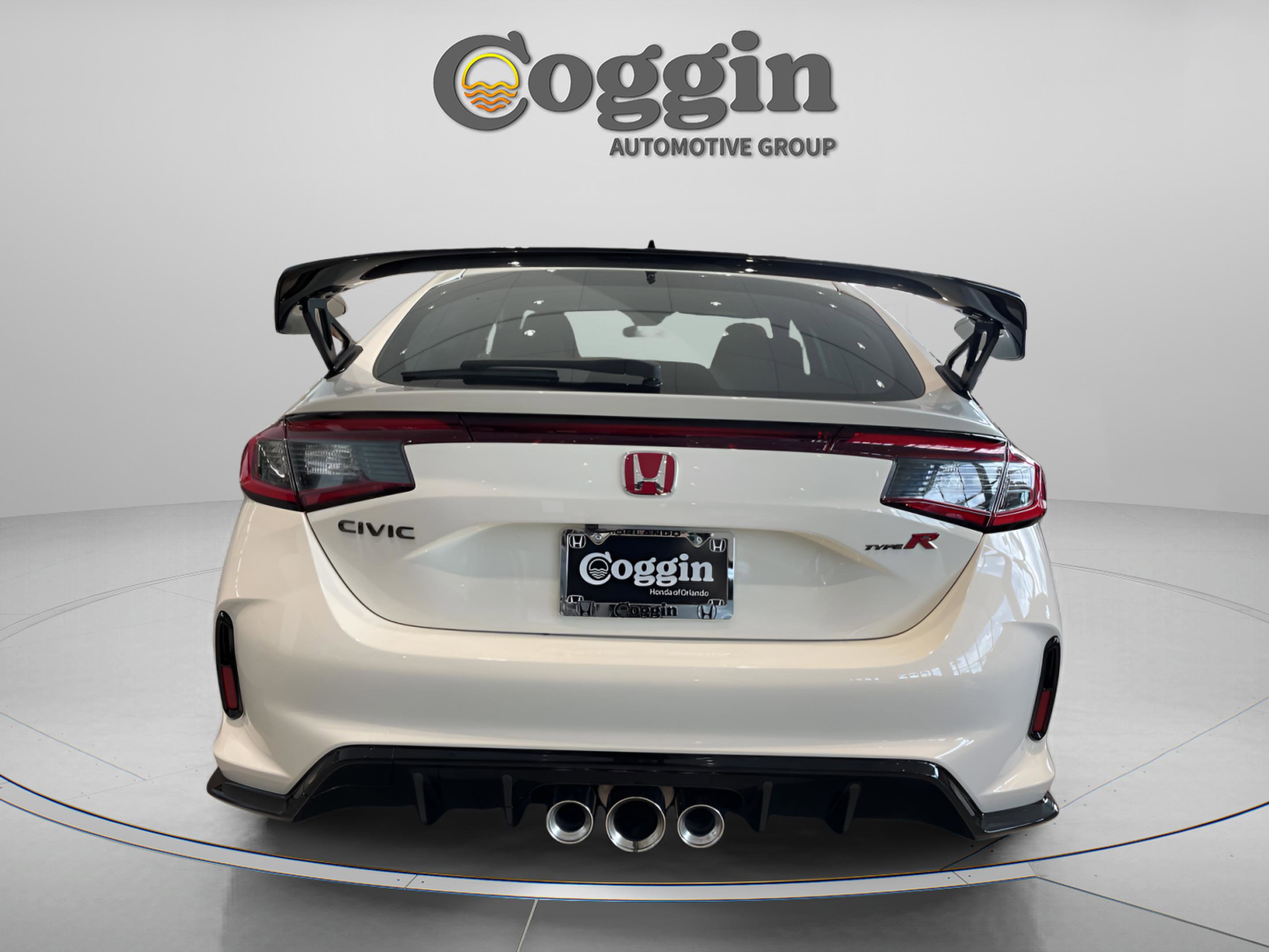 Certified 2024 Honda Civic Type R image 4