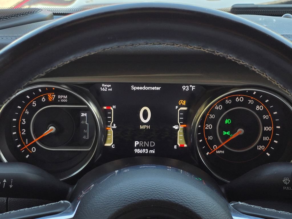 Used 2022 Jeep Wrangler Unlimited Sahara AWD/4WD image 30