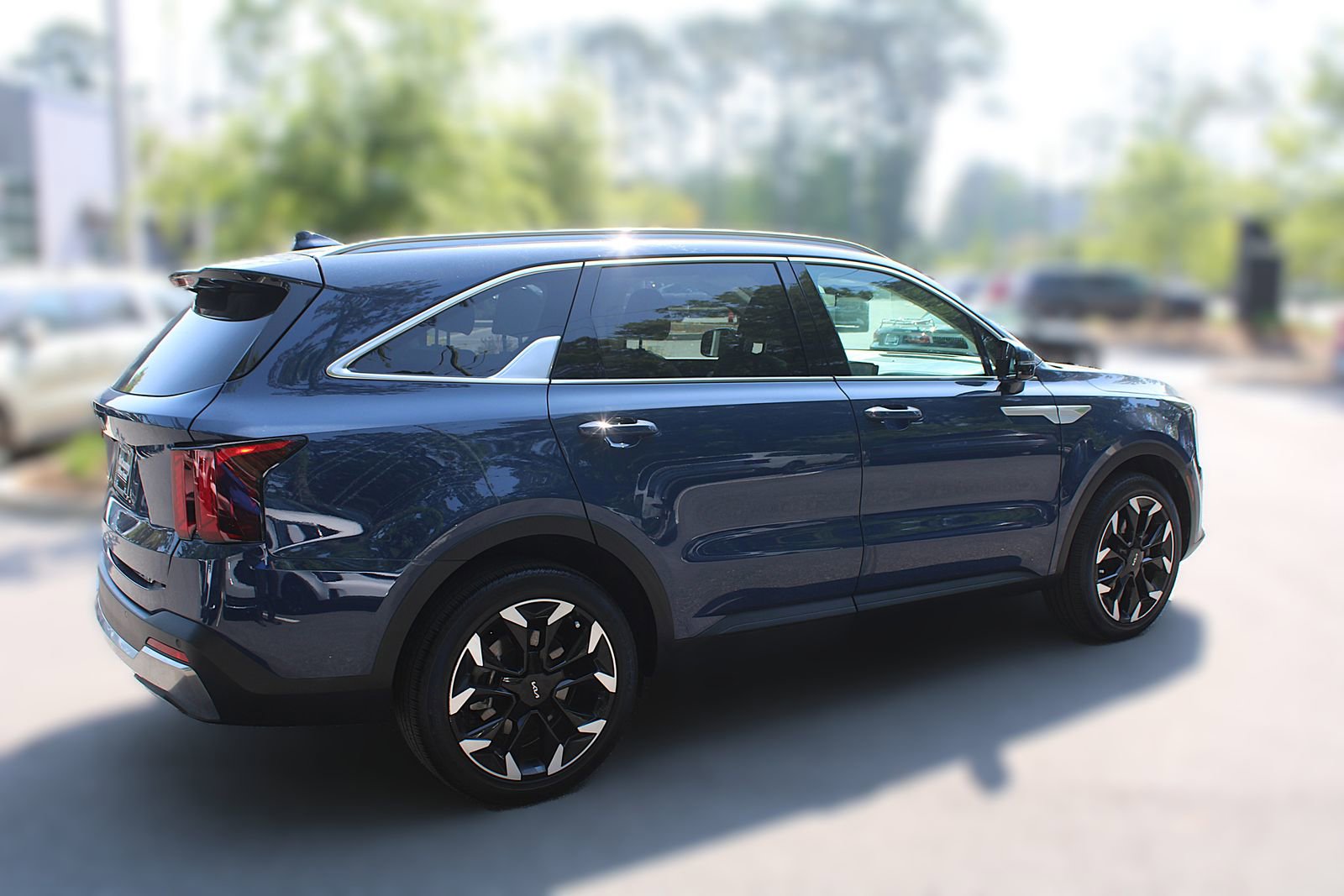 Certified 2025 Kia Sorento EX FWD image 14