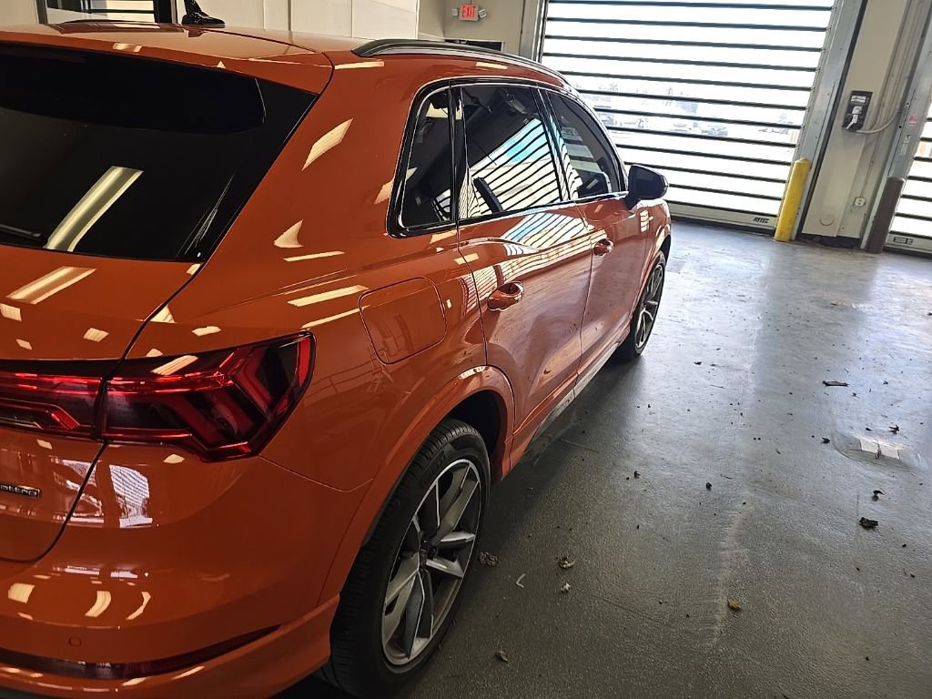 Used 2024 Audi Q3 2.0T Premium Plus w/ Premium Plus Package image 4