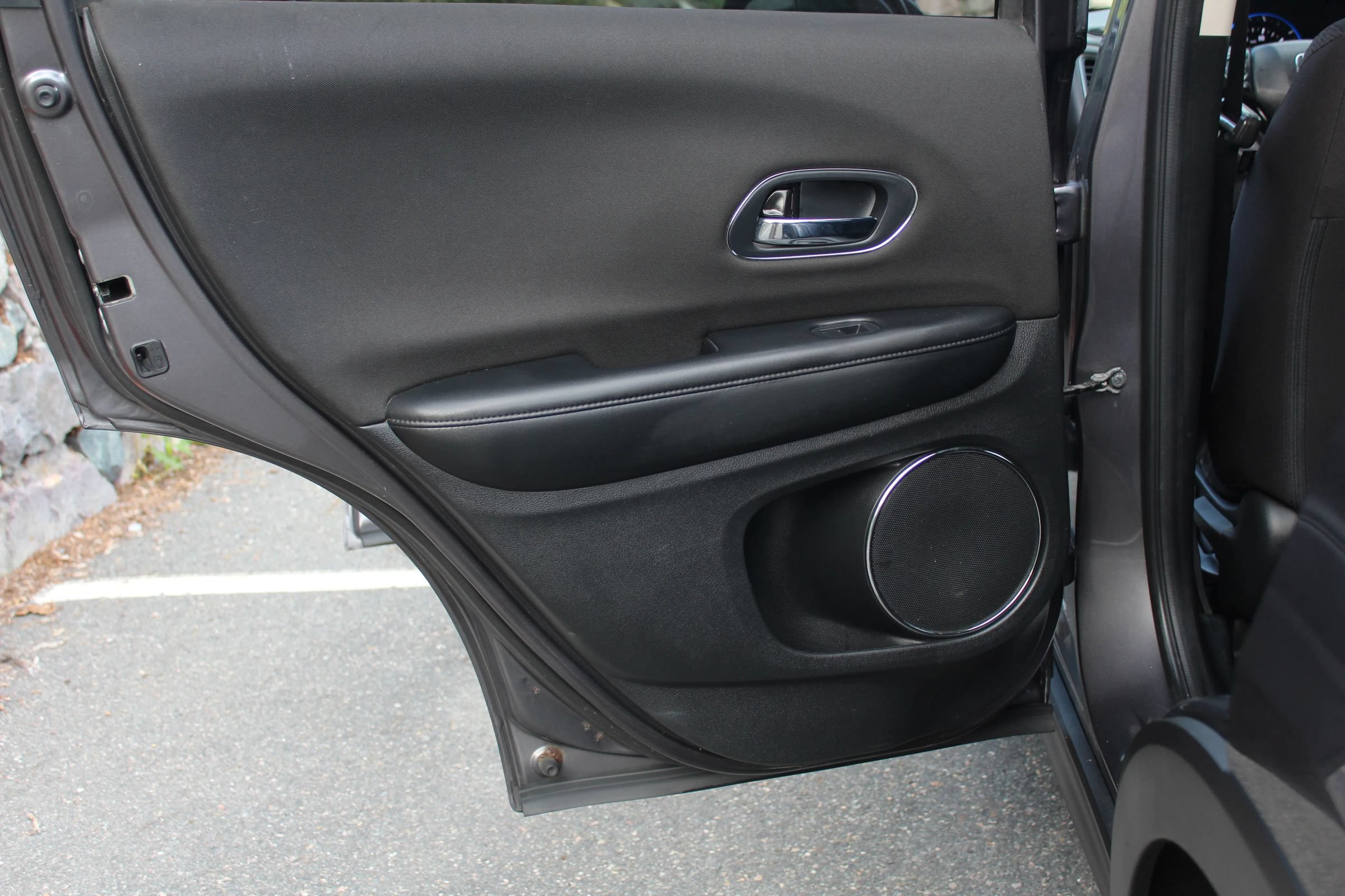 Used 2018 Honda HR-V EX image 14