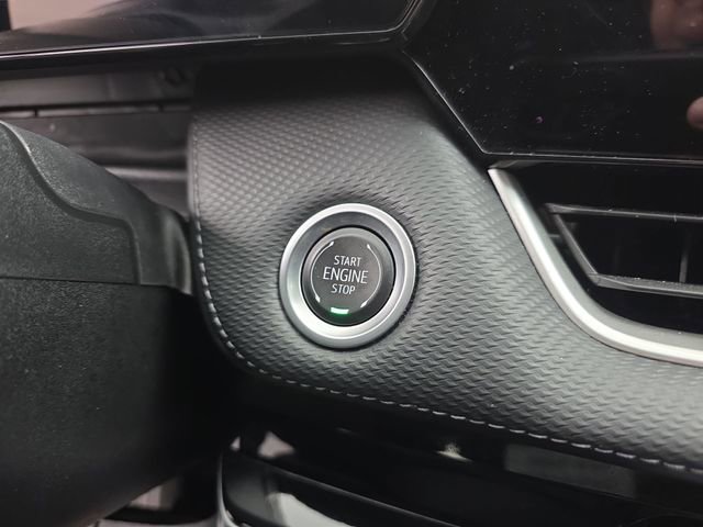 Used 2025 Chevrolet Equinox LT image 35