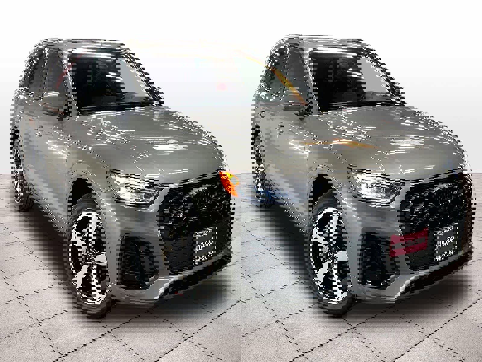 Used 2023 Audi Q5 2.0T Premium Plus w/ Premium Plus Package image 2