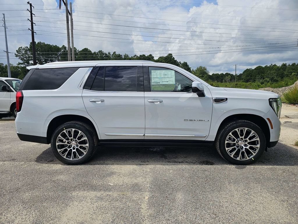 New 2026 GMC Yukon Denali w/ Denali Reserve Package AWD/4WD image 3