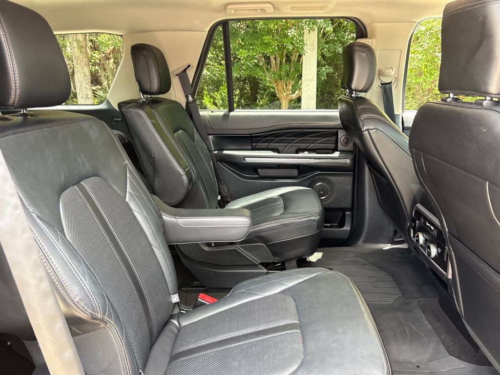 Used 2020 Ford Expedition Platinum RWD image 30