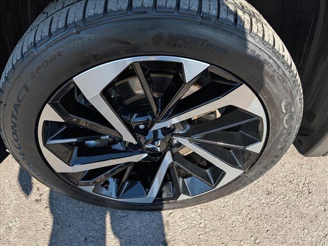 Used 2024 Mitsubishi Outlander SE image 9