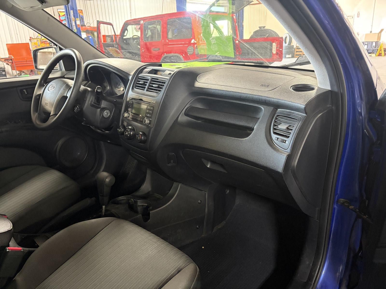 Used 2009 Kia Sportage LX FWD image 23