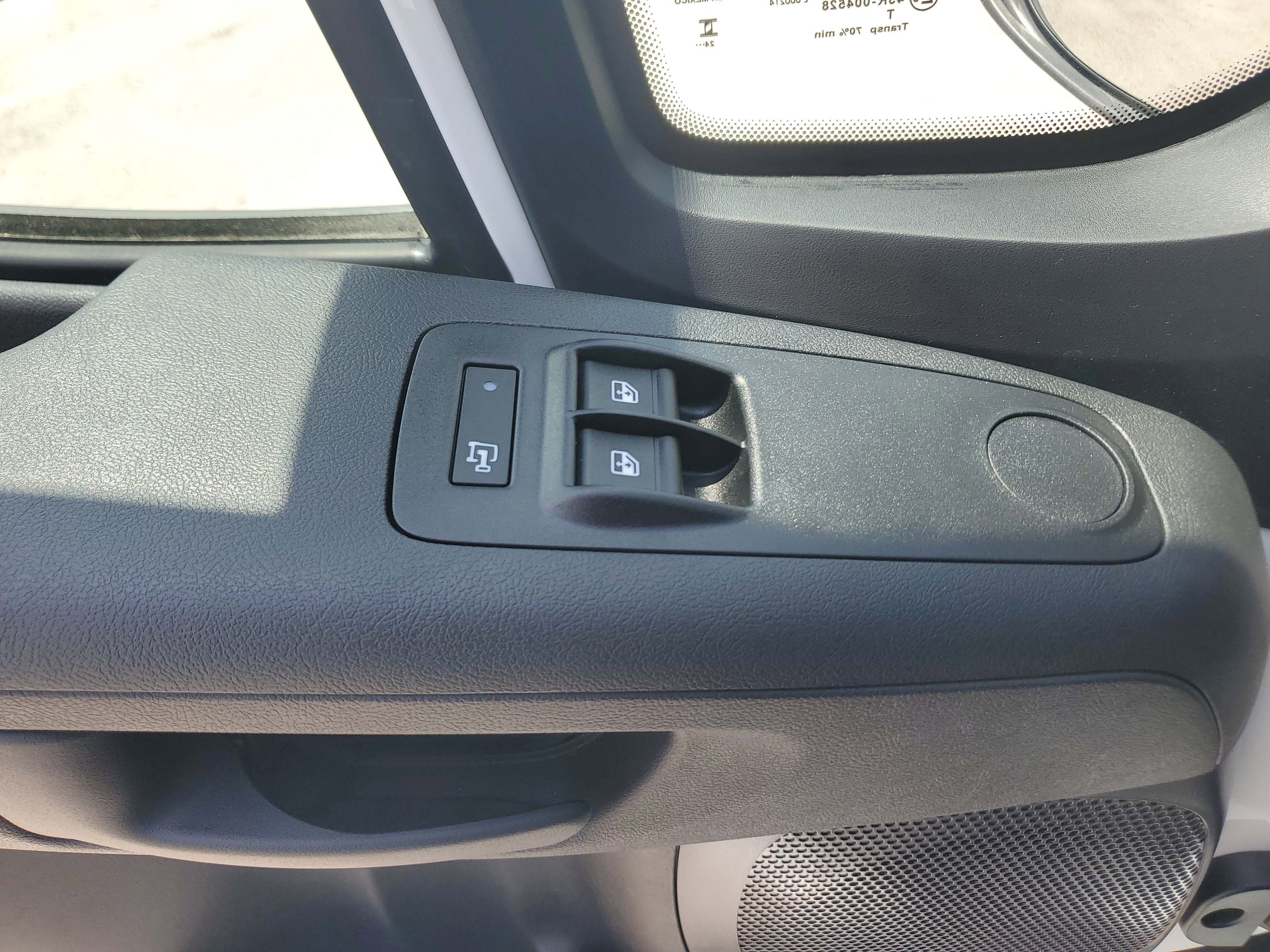 Used 2025 RAM ProMaster 2500 FWD image 27