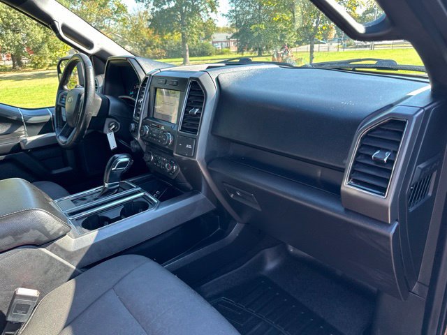 Used 2018 Ford F150 XLT w/ Equipment Group 302A Luxury AWD/4WD image 26