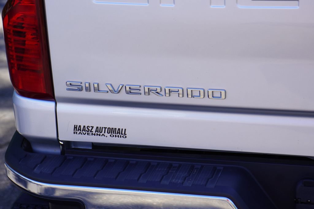 Used 2022 Chevrolet Silverado 3500 LT w/ Convenience Package AWD/4WD image 7