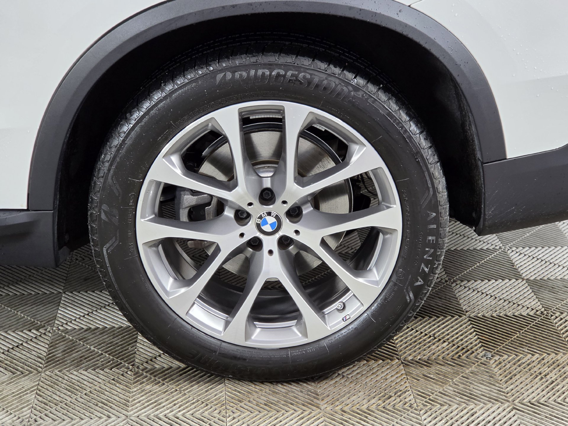 Used 2026 BMW X5 xDrive40i AWD/4WD image 47