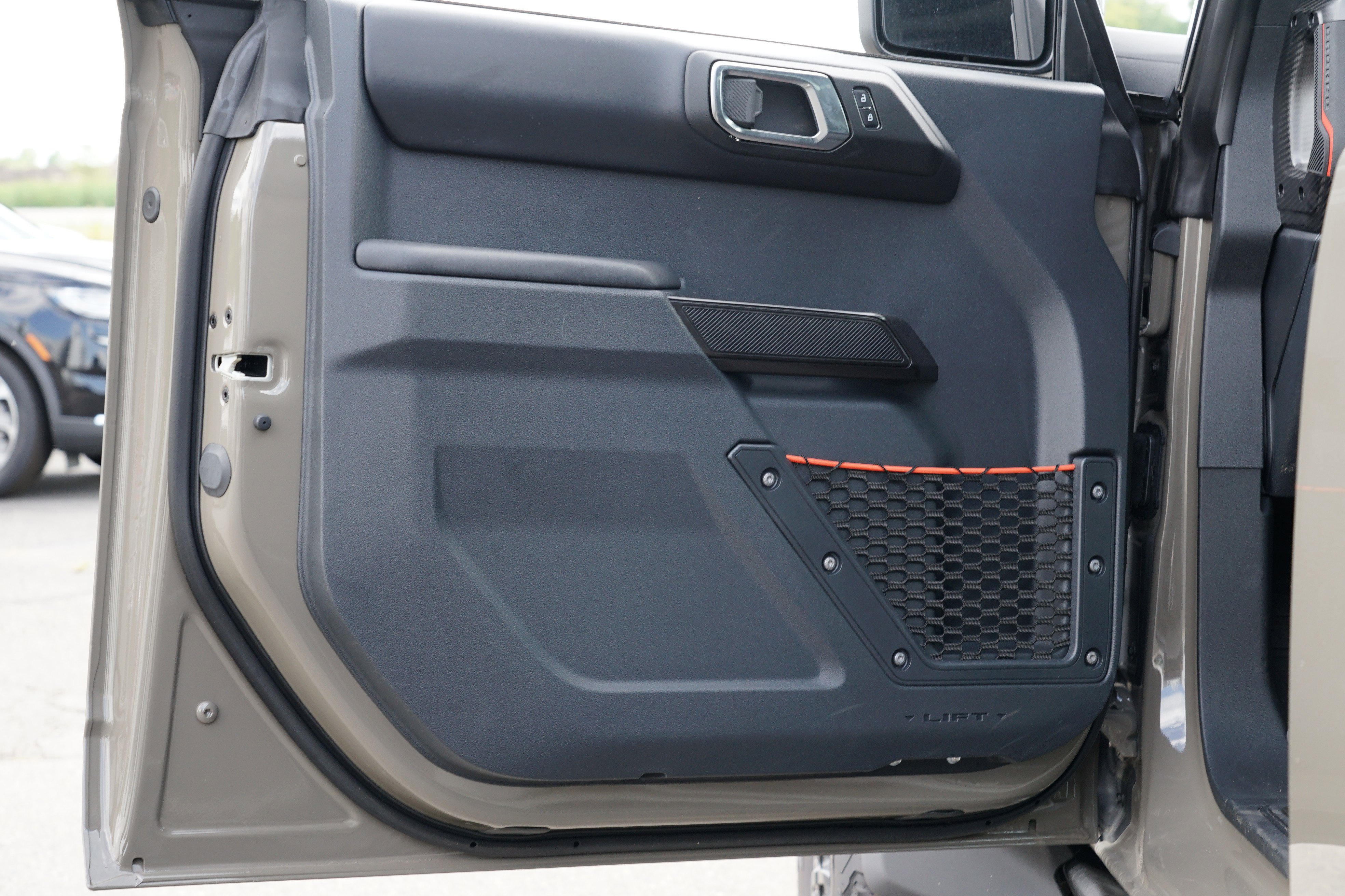 New 2025 Ford Bronco Raptor image 17