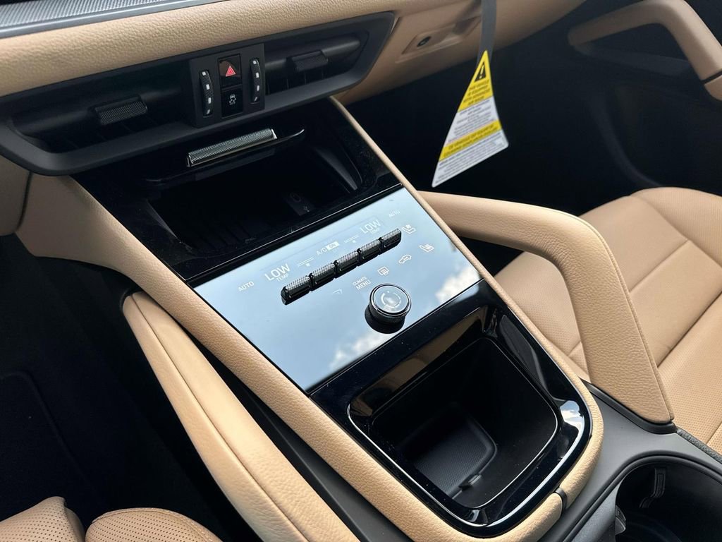 New 2026 Porsche Cayenne image 27