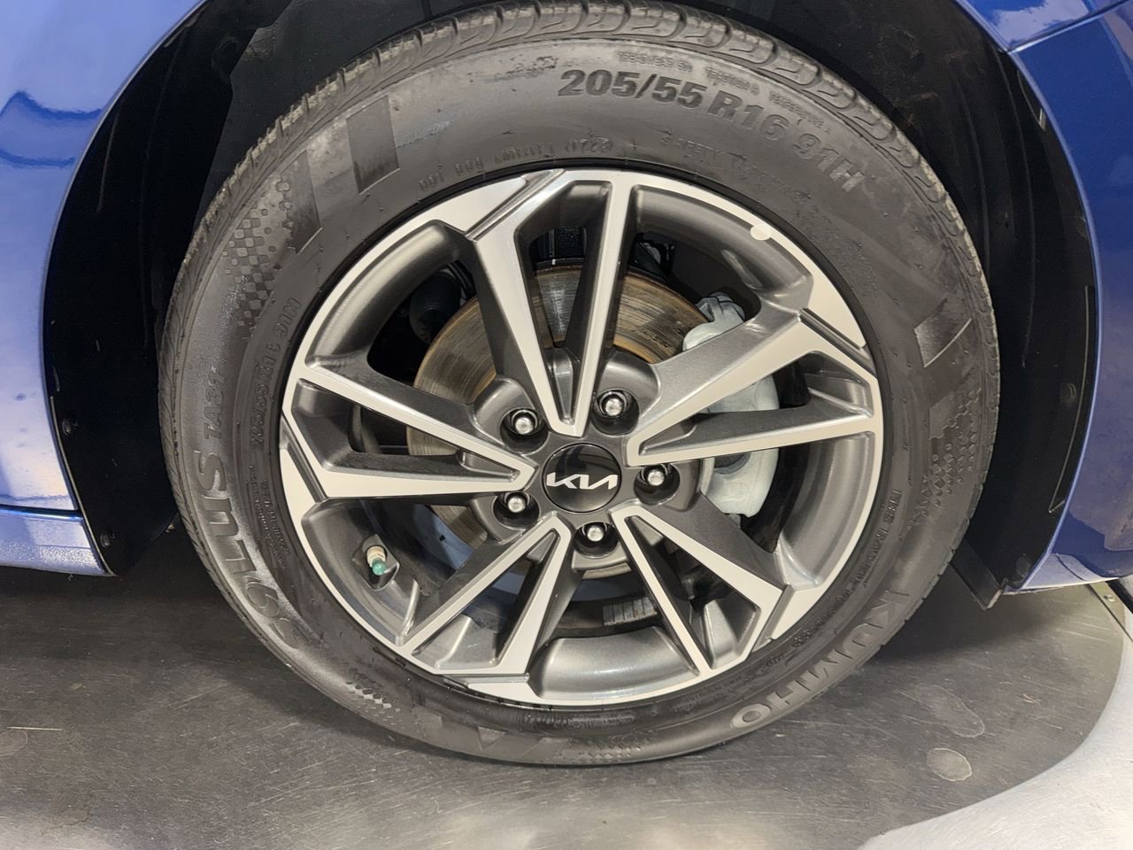 Certified 2023 Kia Forte LXS image 14