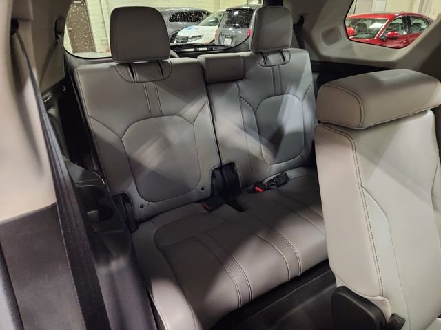 Certified 2025 Honda Pilot Touring image 30