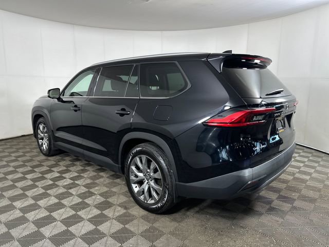 Used 2024 Toyota Grand Highlander Limited image 9