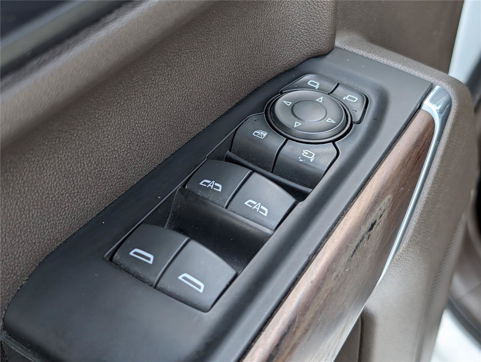 Used 2019 GMC Sierra 1500 SLT AWD/4WD image 14