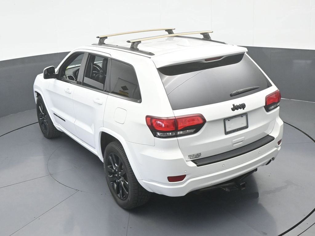 Used 2018 Jeep Grand Cherokee Altitude image 44