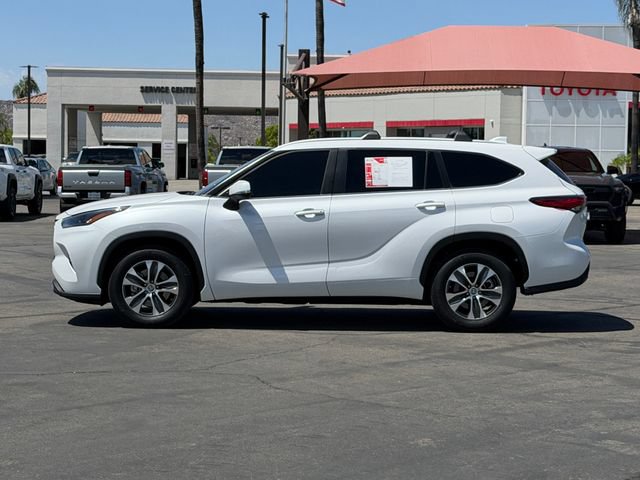 Used 2023 Toyota Highlander XLE FWD image 9