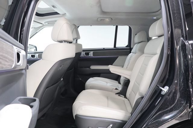 Used 2025 Hyundai Santa Fe Calligraphy FWD image 31