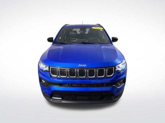 Used 2023 Jeep Compass Latitude w/ Convenience Group AWD/4WD image 13