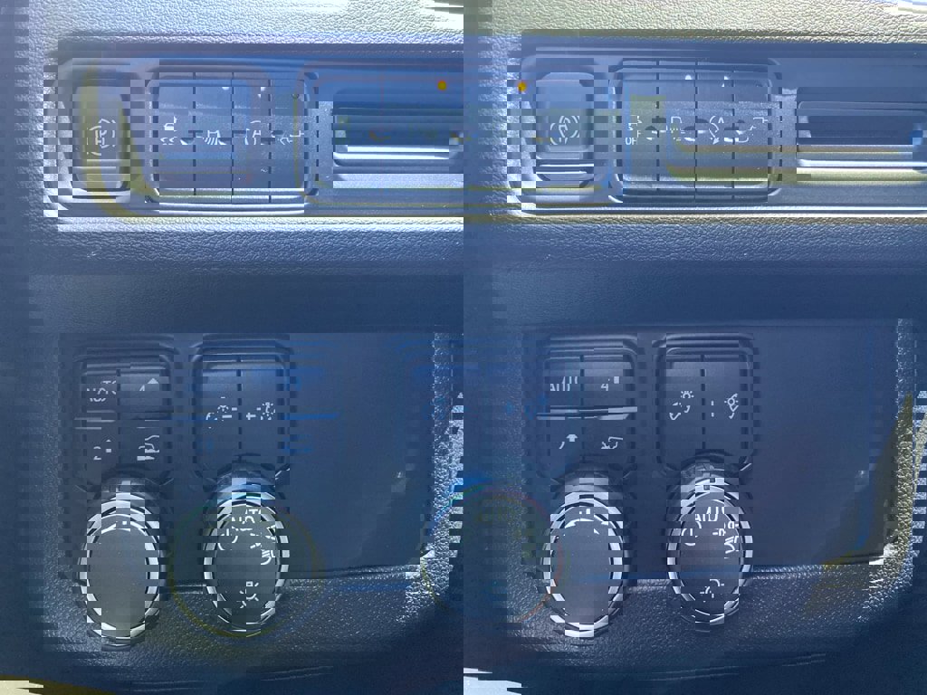 Used 2021 Chevrolet Tahoe LT image 33