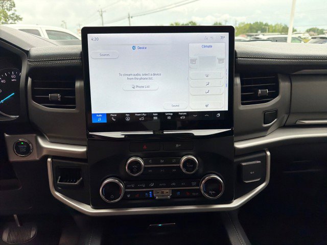 Used 2022 Ford Expedition XLT AWD/4WD image 20