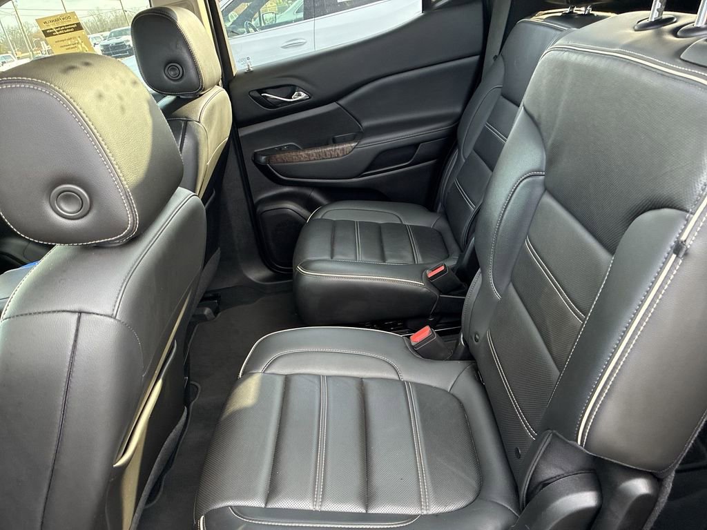Used 2023 GMC Acadia Denali w/ Black Diamond Edition image 20