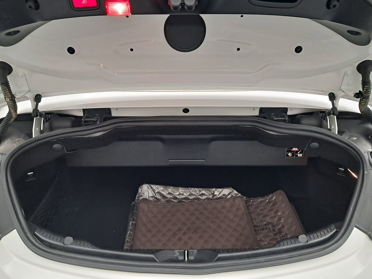 Used 2018 Mercedes-Benz C 300 Cabriolet image 40