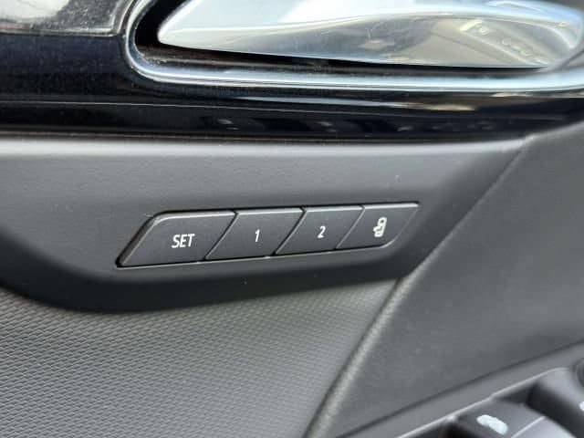 Used 2024 Buick Envision Preferred AWD/4WD image 18