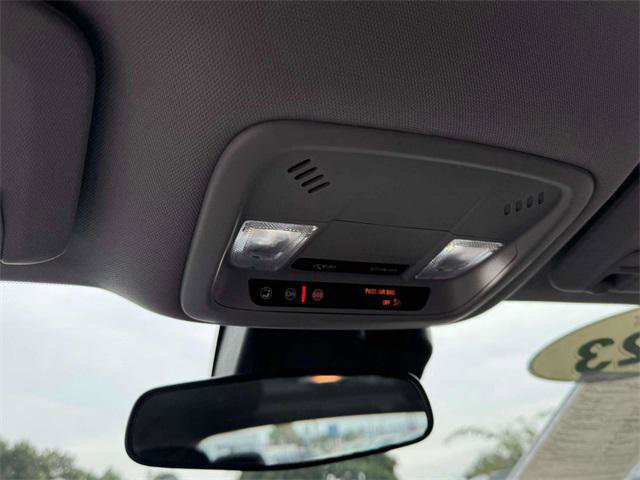 Used 2023 Chevrolet Malibu RS image 29