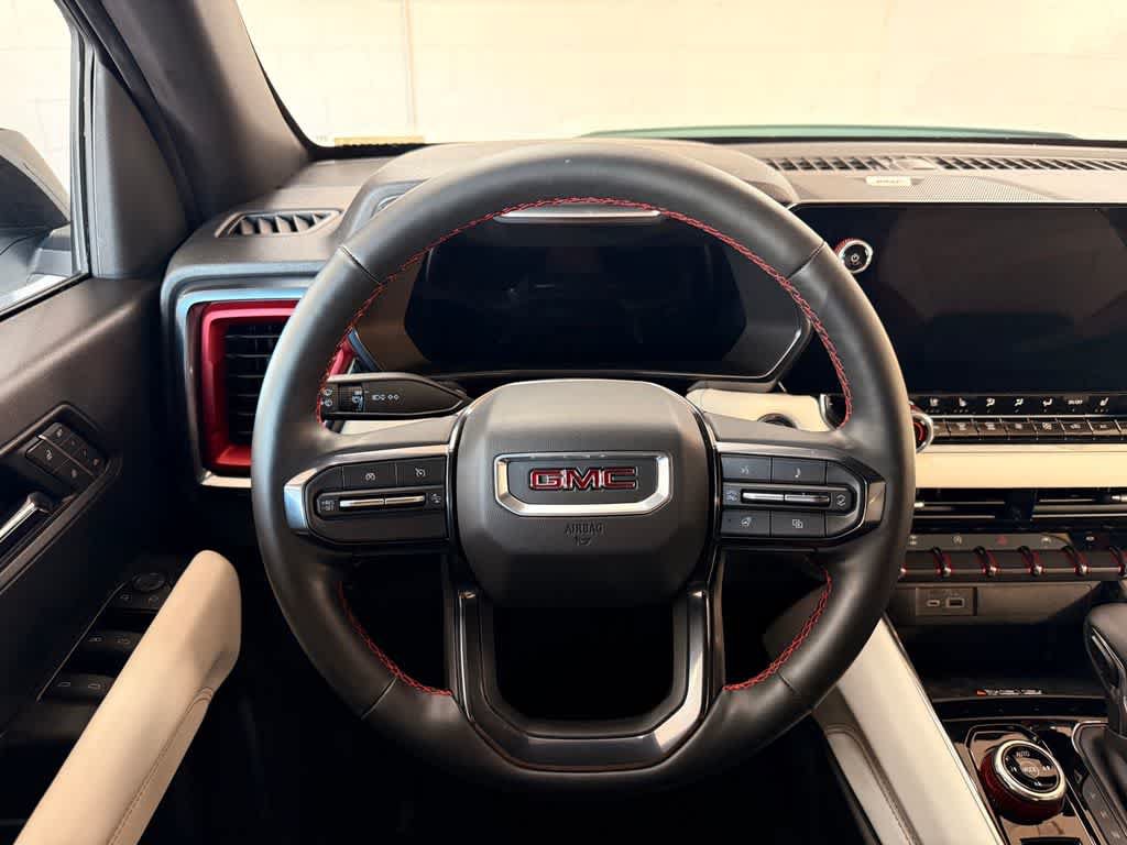 Used 2025 GMC Canyon AT4 w/ AT4X AEV Edition AWD/4WD image 15
