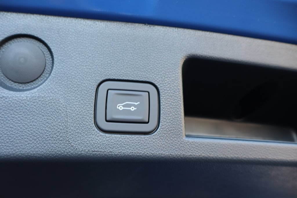 New 2027 Chevrolet Equinox RS FWD image 24