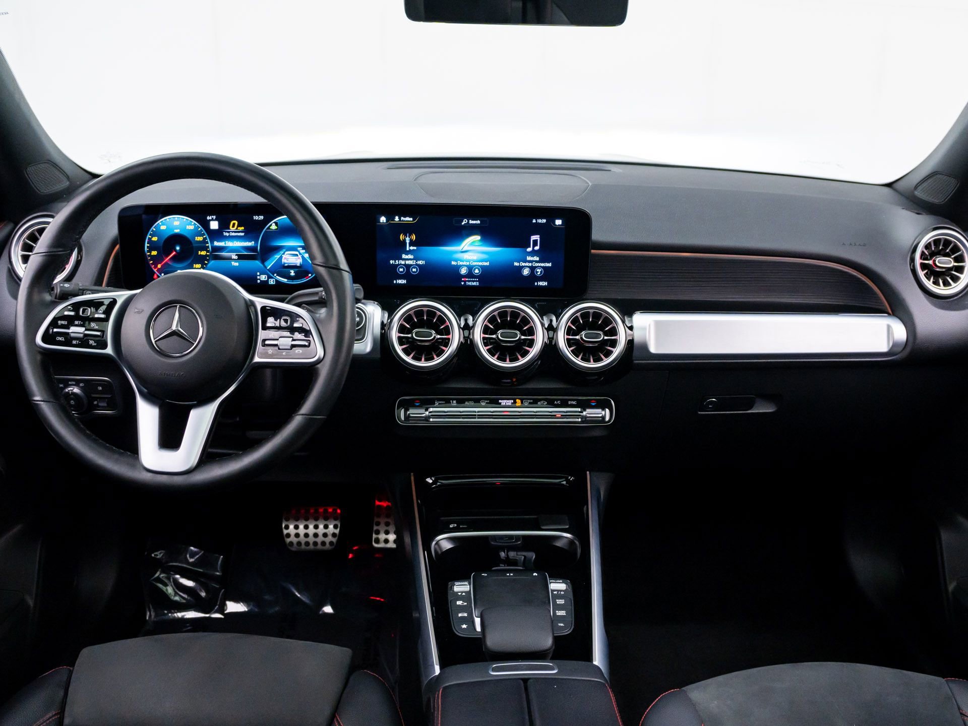 Used 2022 Mercedes-Benz GLB 250 4MATIC image 10