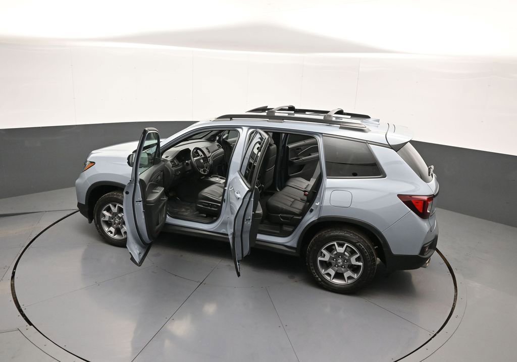 Certified 2023 Honda Passport TrailSport image 44