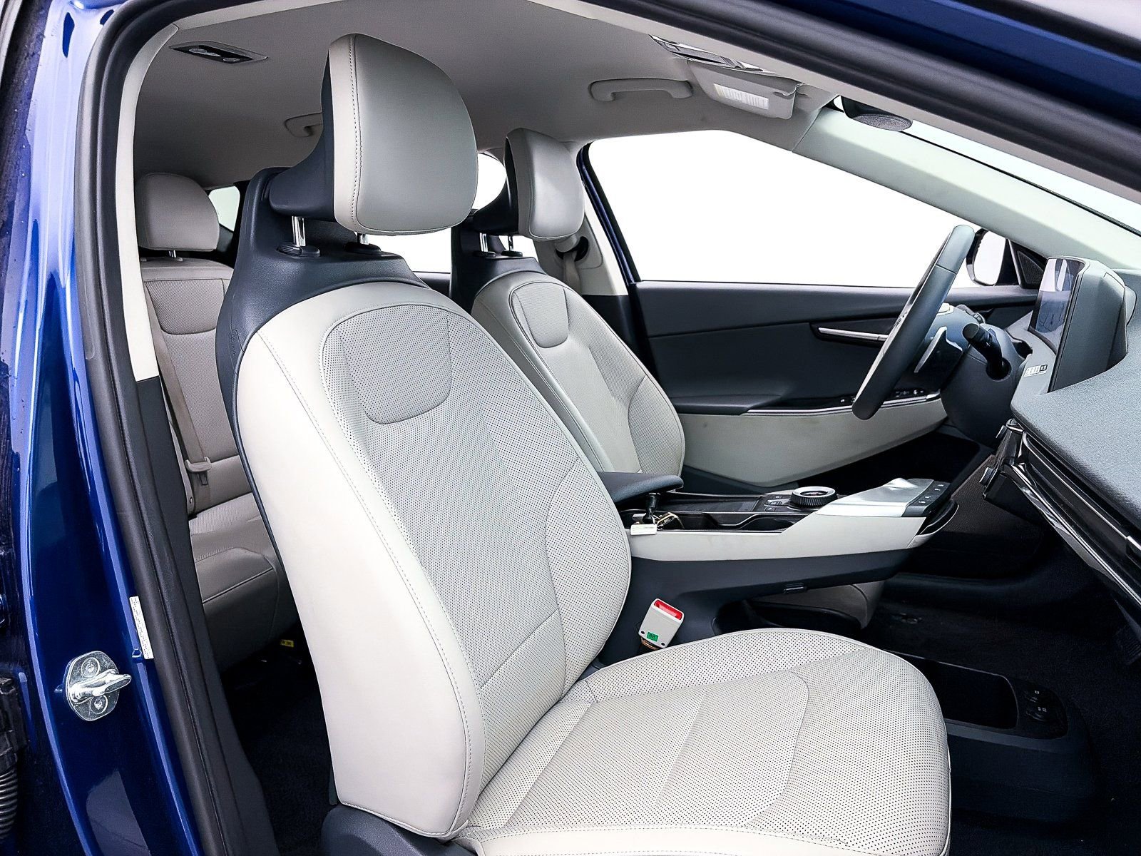 Used 2023 Kia EV6 Wind w/ Wind Technology Package image 36