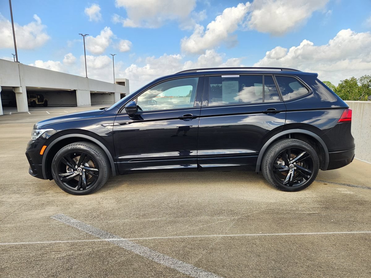 Used 2023 Volkswagen Tiguan SE R-Line FWD image 5