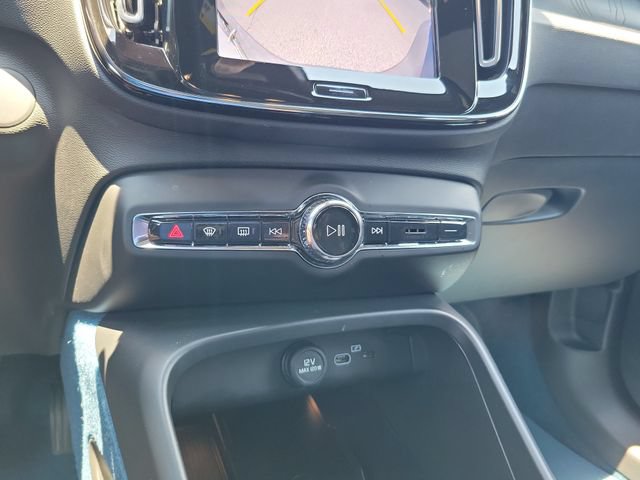 Used 2023 Volvo XC40 Recharge Ultimate AWD/4WD image 22