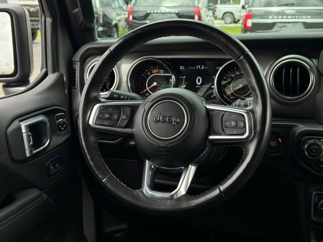 Used 2023 Jeep Wrangler Unlimited Sahara w/ Cold Weather Group AWD/4WD image 7