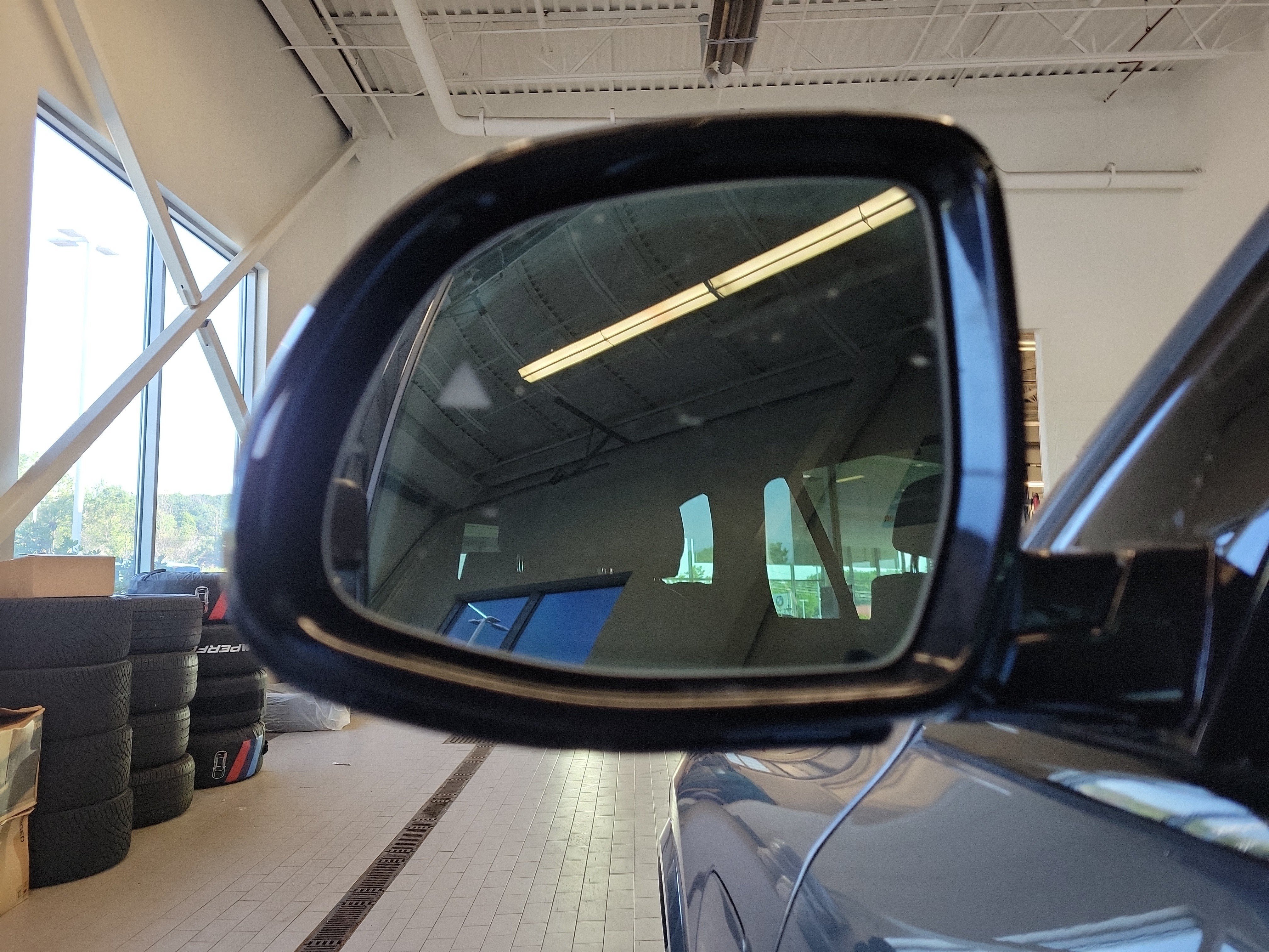 New 2026 BMW X5 xDrive50e w/ Executive Package AWD/4WD image 13