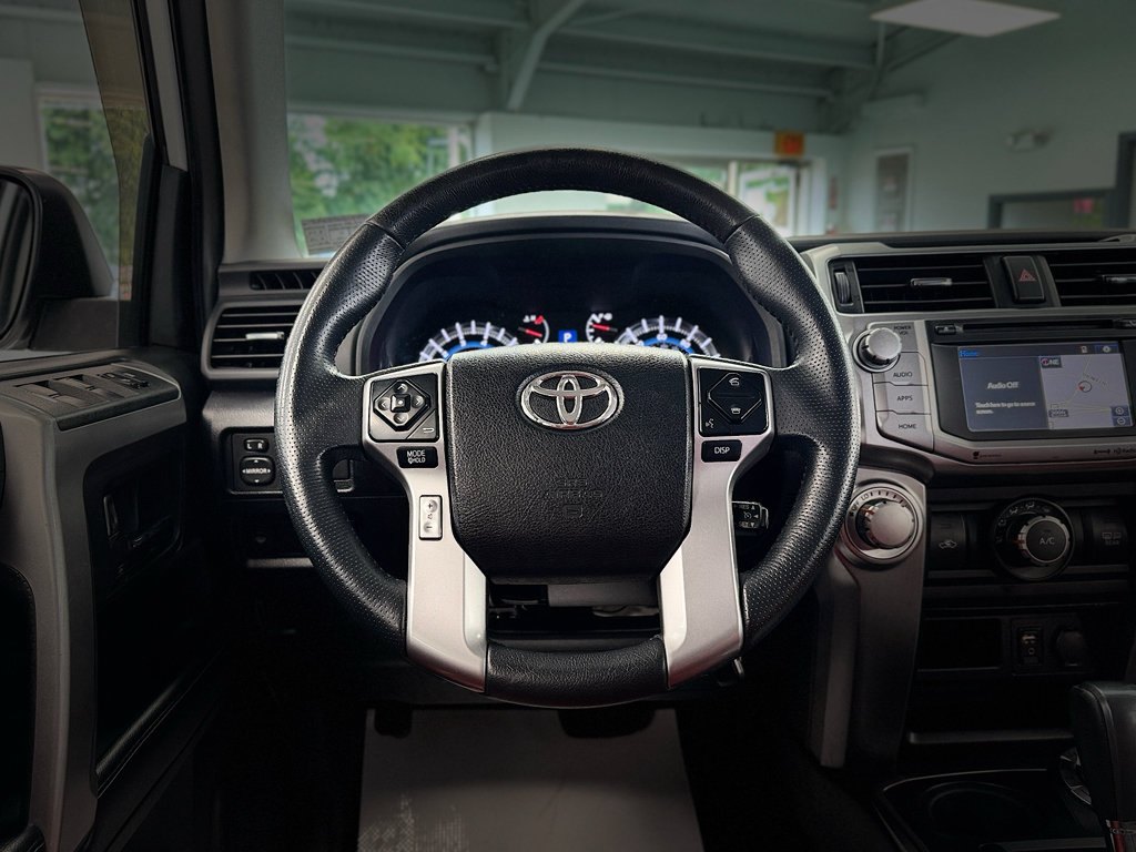 Used 2019 Toyota 4Runner SR5 AWD/4WD image 16