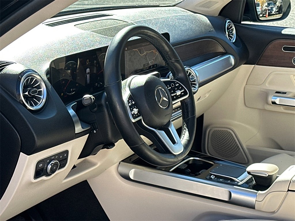 Used 2023 Mercedes-Benz GLB 250 4MATIC image 15