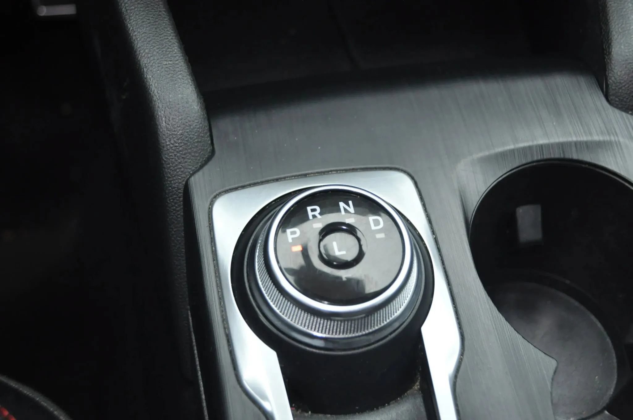 Used 2023 Ford Escape ST-Line FWD image 18