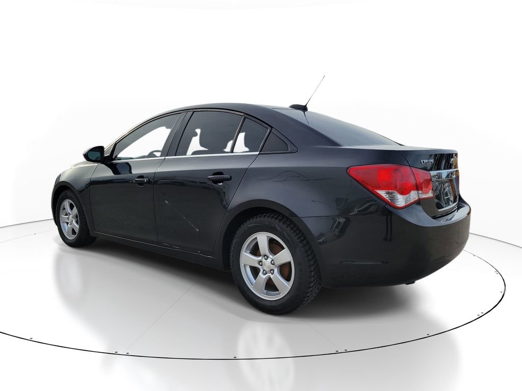 Used 2015 Chevrolet Cruze LT FWD image 3