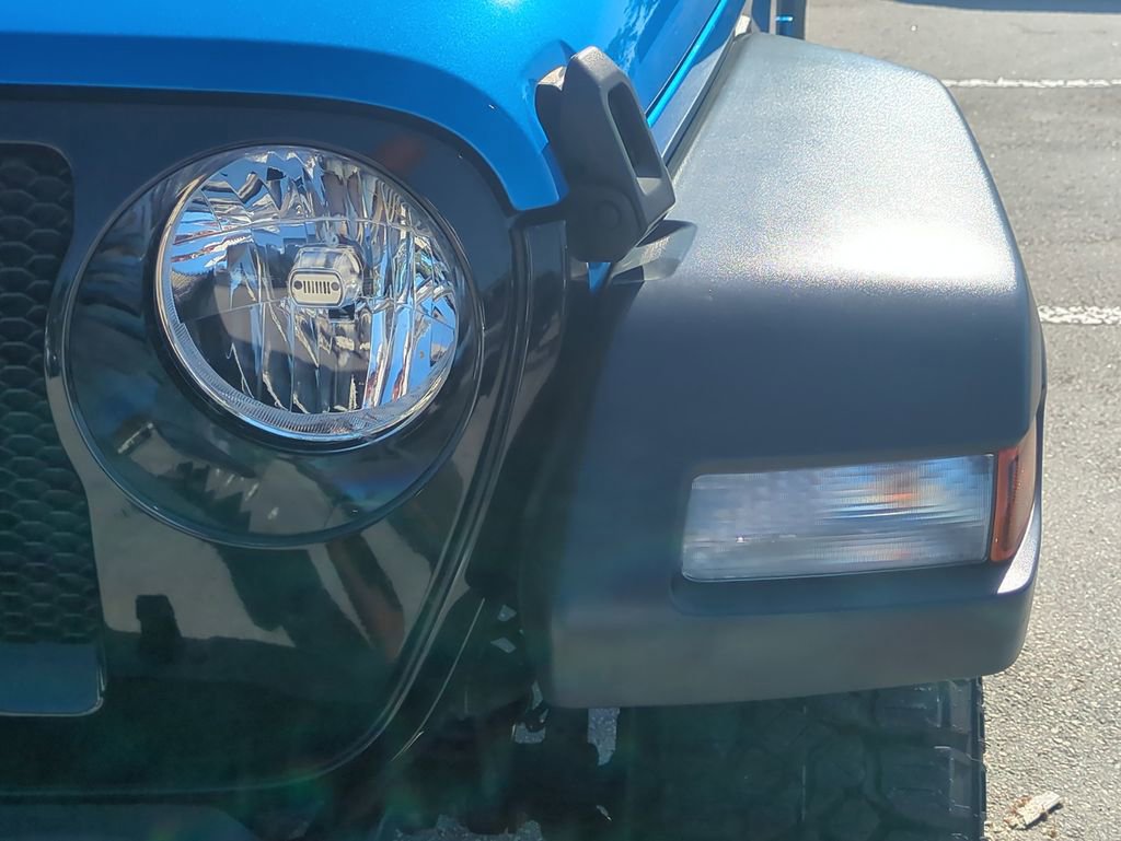 Used 2022 Jeep Wrangler Unlimited Sport image 11