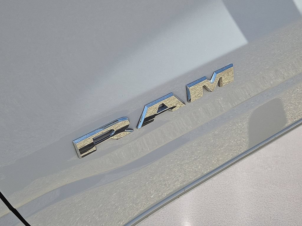 Used 2024 RAM 1500 Laramie RWD image 12